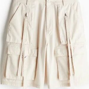 NEW H&M Off White Cargo Shorts, NWOT